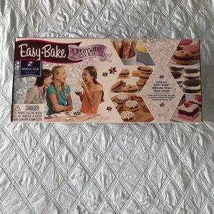 Easy Bake Ultimate Oven